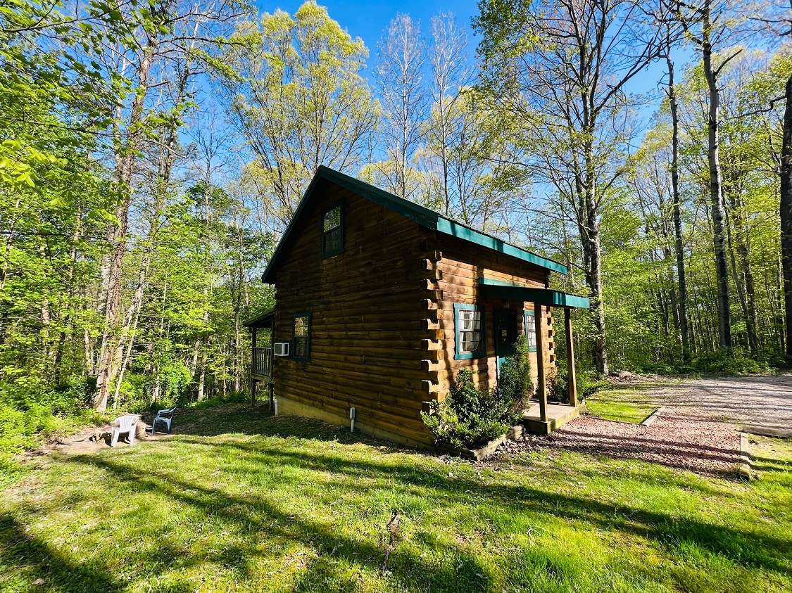 Hocking County Cabin Rentals near Hocking Hills in Ohio